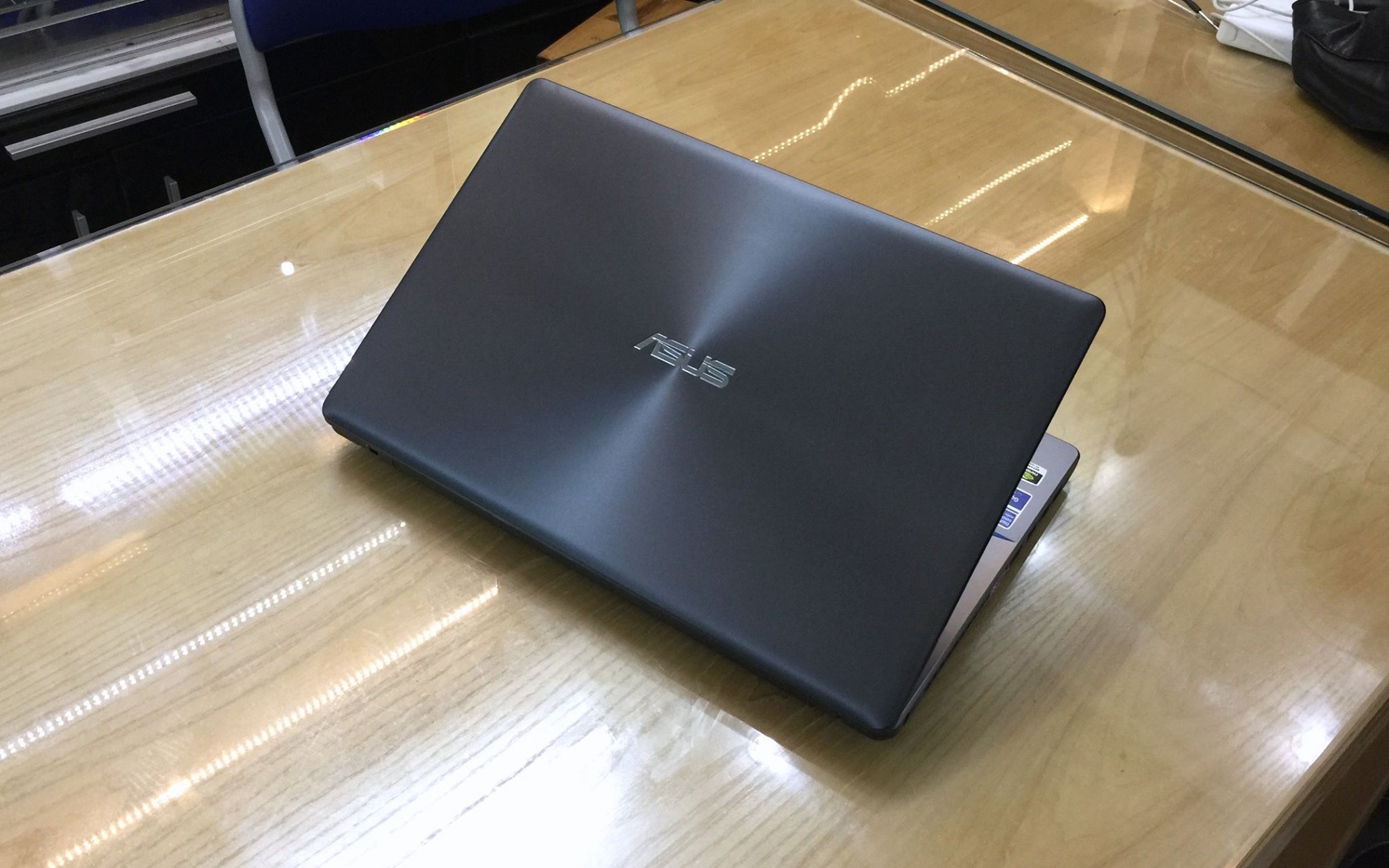Laptop Asus X550LB-7.jpg